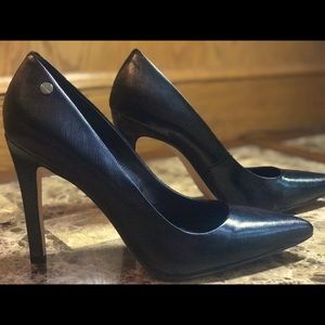 Calvin Klein Women's Brady Pump- black